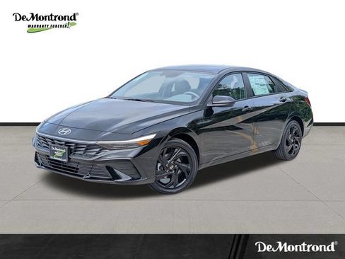 New 2026 Hyundai Elantra Sport FWD image 1