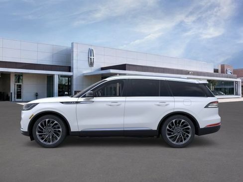 New 2026 Lincoln Aviator Reserve AWD/4WD image 3