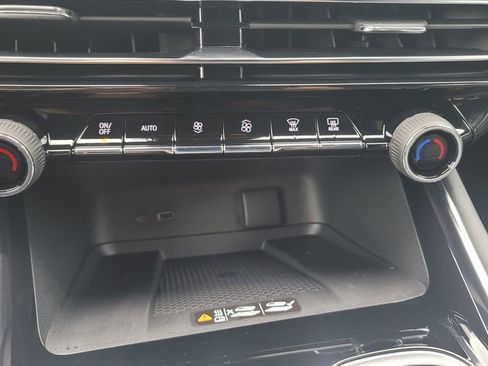 New 2026 Chevrolet Traverse LT w/ Driver Confidence Package image 22