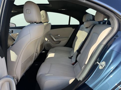 Used 2022 Mercedes-Benz CLA 250 image 42