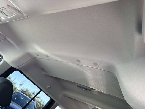 Used 2020 Ford Transit Connect XLT image 47