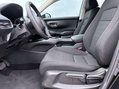 Certified 2026 Honda HR-V LX image 18