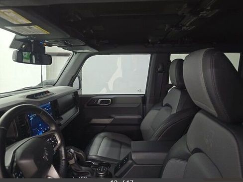 Used 2023 Ford Bronco Everglades AWD/4WD image 8