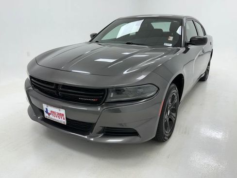Used 2023 Dodge Charger SXT RWD image 4