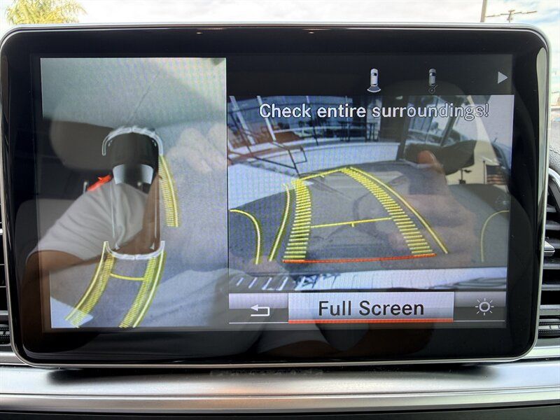 Used 2015 Mercedes-Benz GL 450 4MATIC image 16