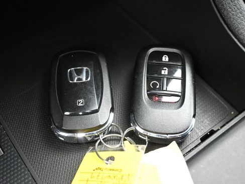 Certified 2023 Honda Pilot Touring image 20