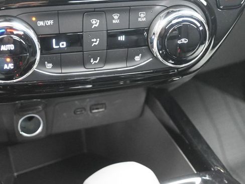 New 2025 Chevrolet Trax LT w/ Driver Confidence Package image 26