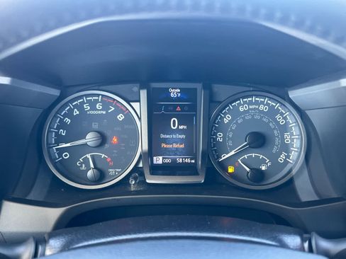 Used 2021 Toyota Tacoma TRD Off-Road w/ Technology Package image 24