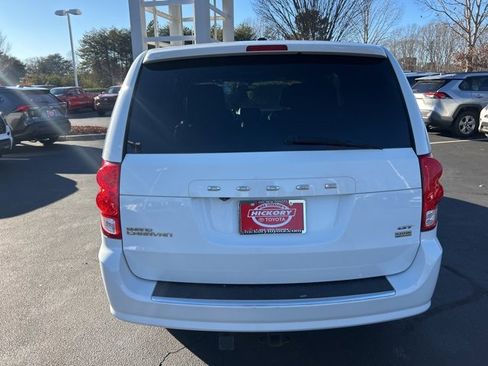 Used 2018 Dodge Grand Caravan GT image 6
