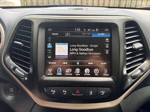 Used 2014 Jeep Cherokee Limited w/ Technology Group AWD/4WD image 20