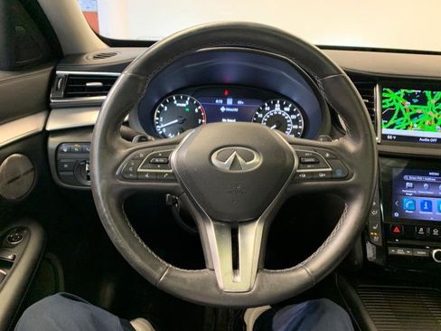 Used 2021 INFINITI QX50 Sensory image 16