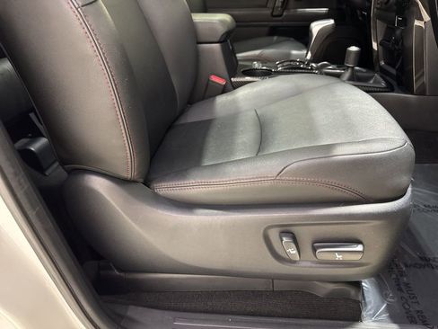 Used 2020 Toyota 4Runner TRD Off-Road Premium w/ Moonroof Package image 31