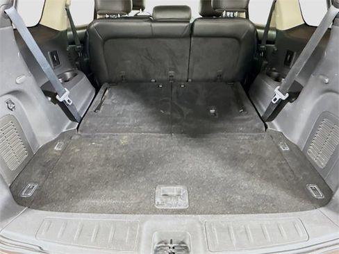 Used 2016 Nissan Pathfinder Platinum image 27