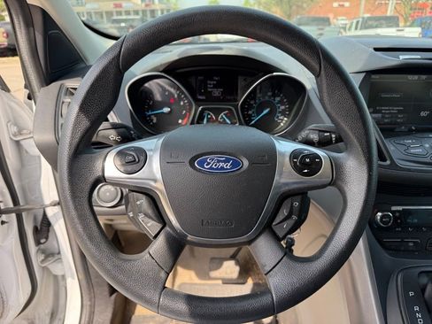 Used 2014 Ford Escape SE w/ Equipment Group 201A image 14