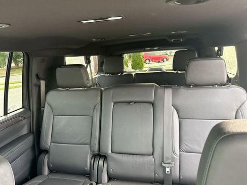 Certified 2024 Chevrolet Suburban LT image 29