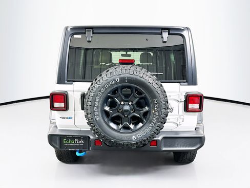 Used 2023 Jeep Wrangler Unlimited w/ 8.4" Radio Group AWD/4WD image 7
