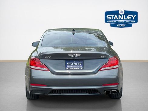 Used 2020 Genesis G70 2.0T RWD image 7