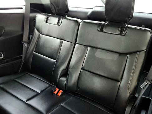 Used 2023 Ford Explorer Limited w/ Equipment Group 301A image 18