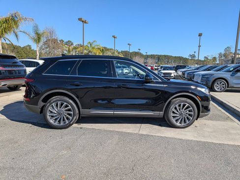 New 2026 Lincoln Corsair Reserve image 4