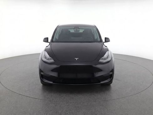 Used 2021 Tesla Model Y Long Range AWD/4WD image 5