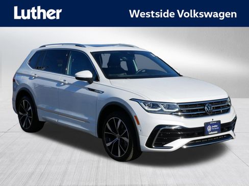 Certified 2022 Volkswagen Tiguan SEL R-Line image 1