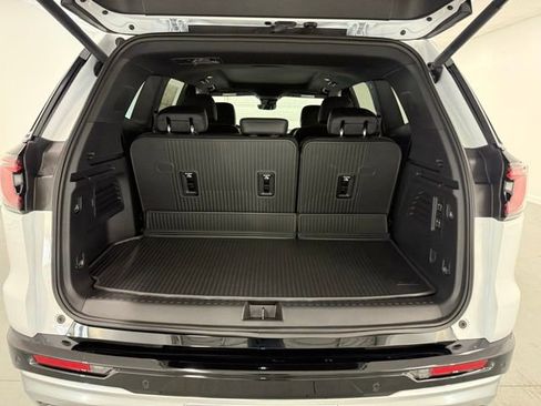 New 2026 GMC Acadia Denali w/ Super Cruise Package FWD image 8