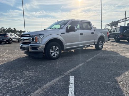 Used 2019 Ford F150 XLT image 6