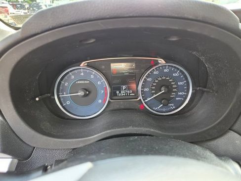 Used 2015 Subaru Crosstrek 2.0i Premium AWD/4WD image 4