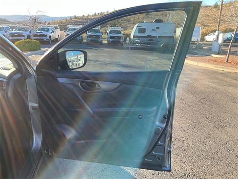 Used 2021 Nissan Rogue Sport S image 20