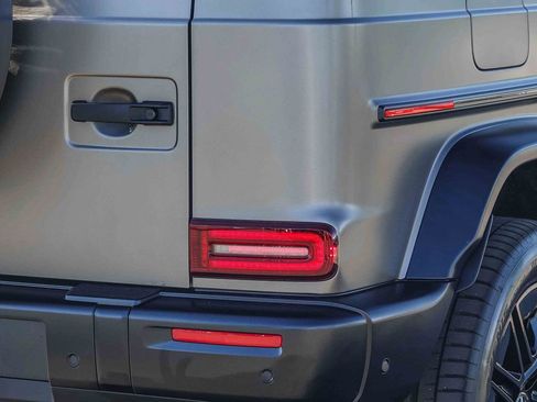 New 2026 Mercedes-Benz G 580 w/ EQ Technology image 7