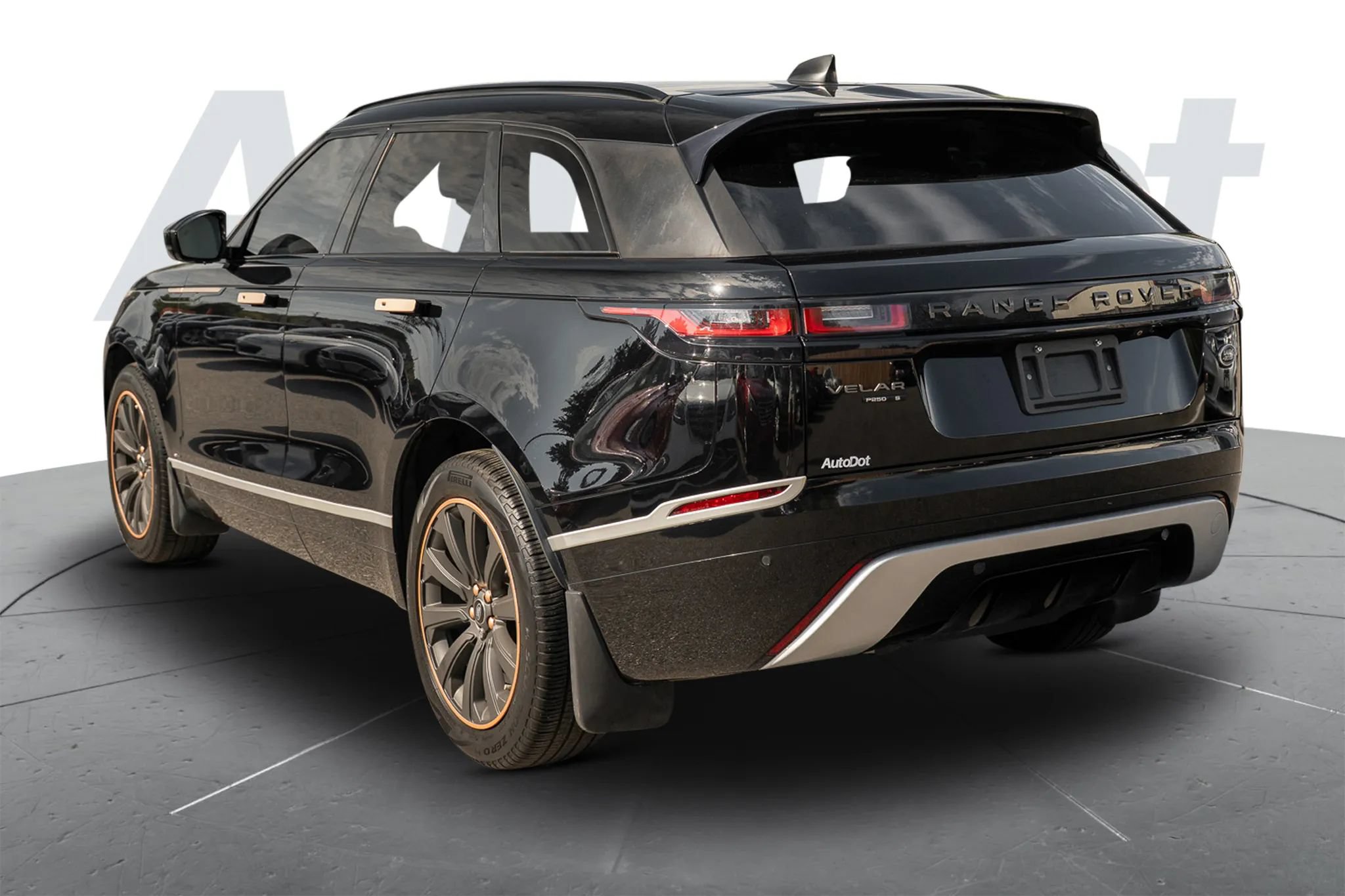 Used 2020 Land Rover Range Rover Velar R-Dynamic S AWD/4WD image 2