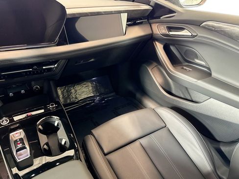 Used 2025 Audi A6 e-tron Prestige w/ Black Warm Weather Package image 20