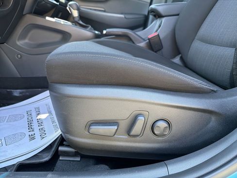Used 2023 Hyundai Kona SEL w/ Cargo Package FWD image 18