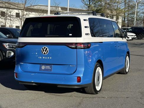 Used 2025 Volkswagen ID. Buzz 1st Edition image 6