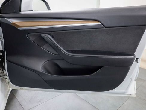 Used 2021 Tesla Model 3 Long Range image 19