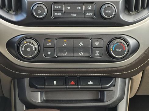 Used 2015 GMC Canyon SLE RWD image 18