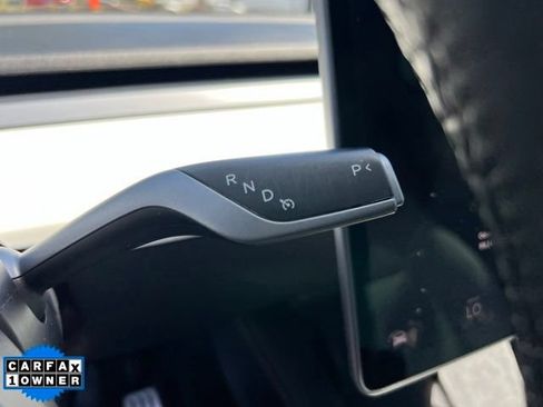 Used 2022 Tesla Model Y Performance AWD/4WD image 19