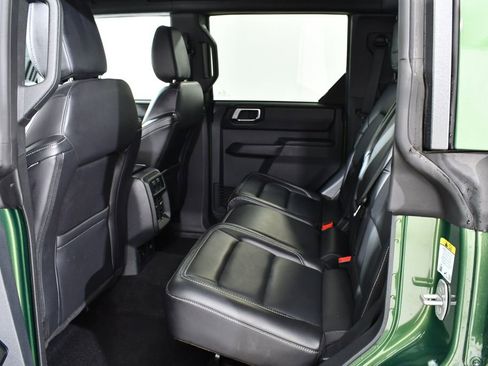 Used 2025 Ford Bronco Outer Banks AWD/4WD image 16