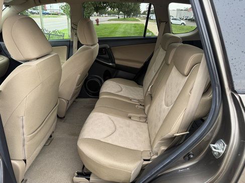 Used 2011 Toyota RAV4 2WD w/ Base L4 Extra Value Pkg image 10