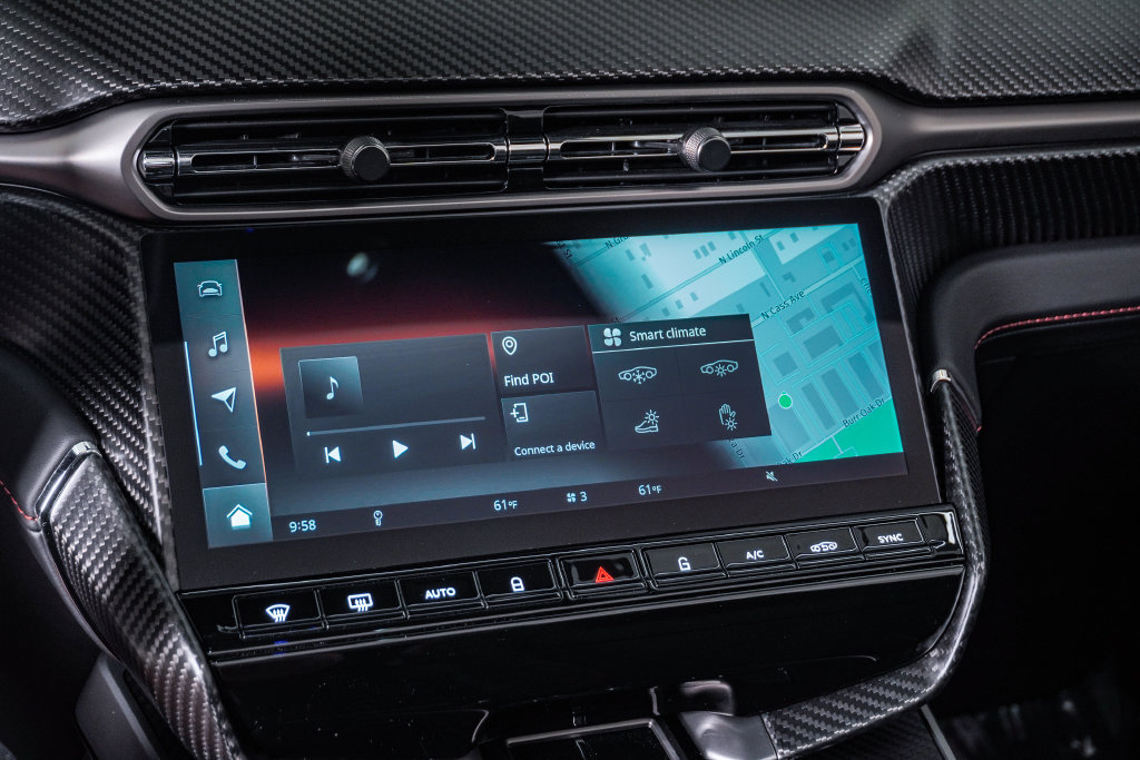Used 2026 Aston Martin Vanquish Convertible RWD image 30