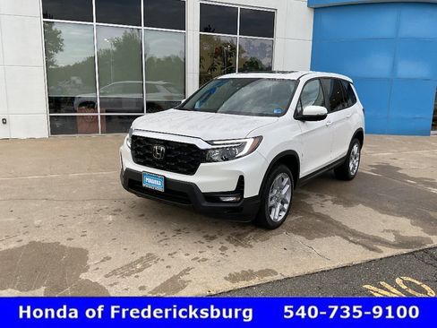 Certified 2024 Honda Passport EX-L image 2