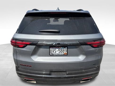 Used 2023 Chevrolet Traverse RS w/ LPO, Floor Liner Package AWD/4WD image 6