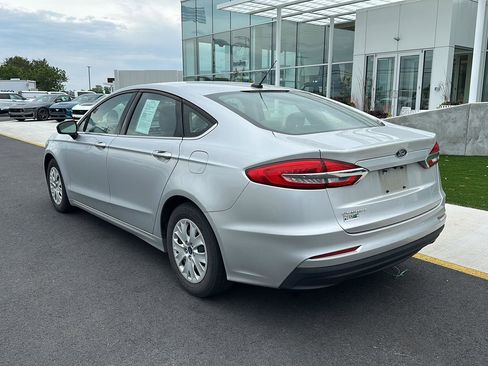 Used 2019 Ford Fusion S FWD image 7