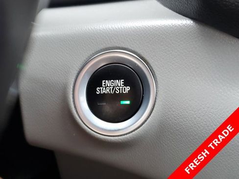 Used 2019 GMC Terrain SLT w/ Preferred Package image 22