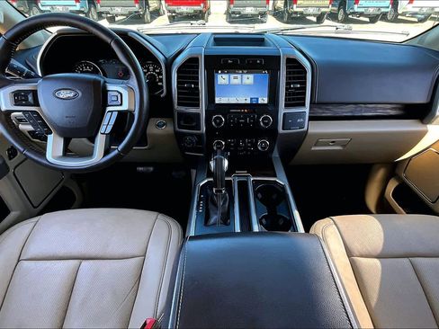 Used 2018 Ford F150 Lariat image 15