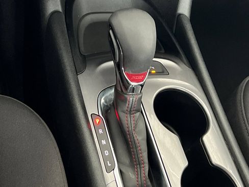 Used 2025 Chevrolet Malibu RS FWD image 28