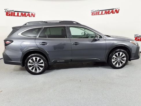 Certified 2025 Subaru Outback Limited AWD/4WD image 3