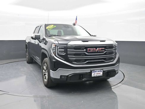 Used 2025 GMC Sierra 1500 SLT AWD/4WD image 2