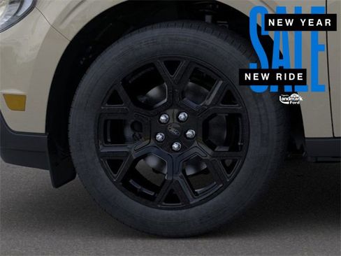 New 2025 Ford Maverick XLT w/ Black Appearance Package image 18