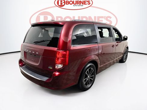 Used 2018 Dodge Grand Caravan GT FWD image 10